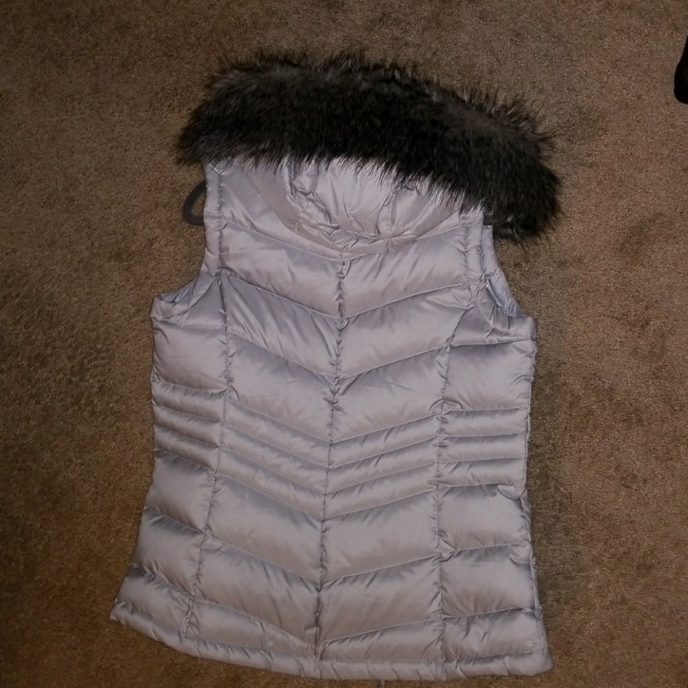 Puffy silver vest - Picture 2 of 4
